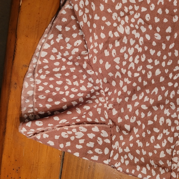 Shein light brown leopard print top large - Picture 2 of 2